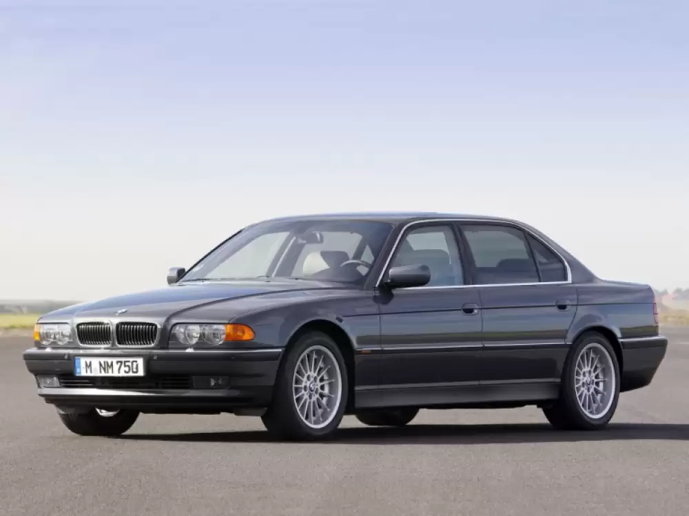 BMW 7 (E38) (1994-2001) AUTOKOBERCE
